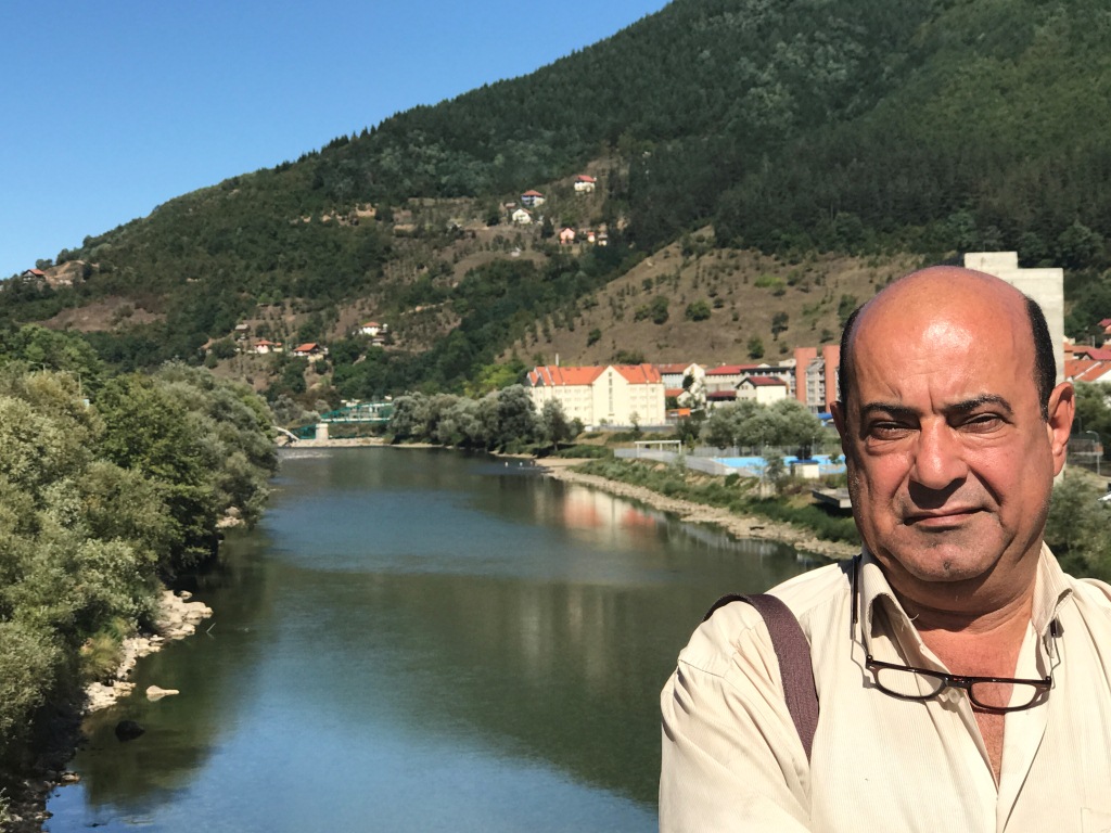 وللكون عاصفة ايضاً... ستار الحسيني