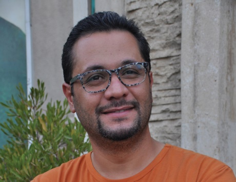      أحتاجكِ أنتِ – الشاعر العراقي عمر السراي