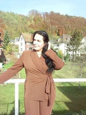 رحيل المطر  - الشاعرة العراقية المُغتربة سناء العبيدي