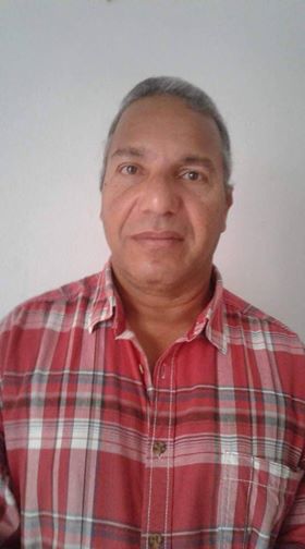 ترجمة قصيدة الشاعر الجزائري فتحي مهذب الى اللغة الاسبانية. ترجمة: حسين نهابة